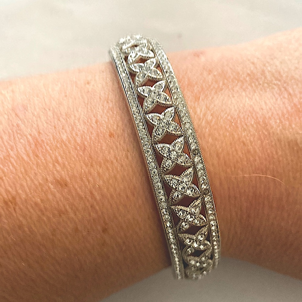 Crystal bracelet